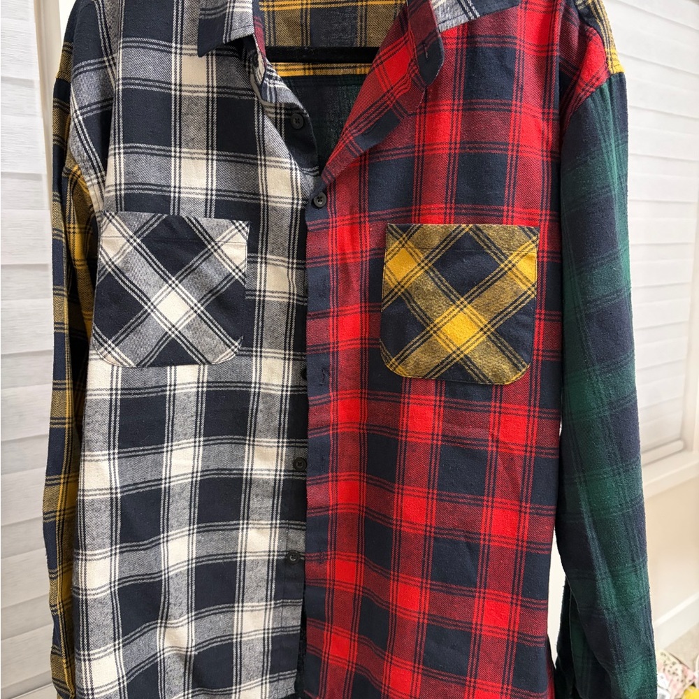 Women’s multicolor plaid shirts